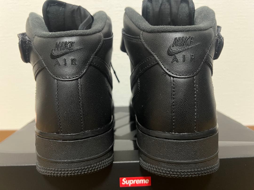 靴 Supreme Nike Air Force 1 Mid Black 27.5