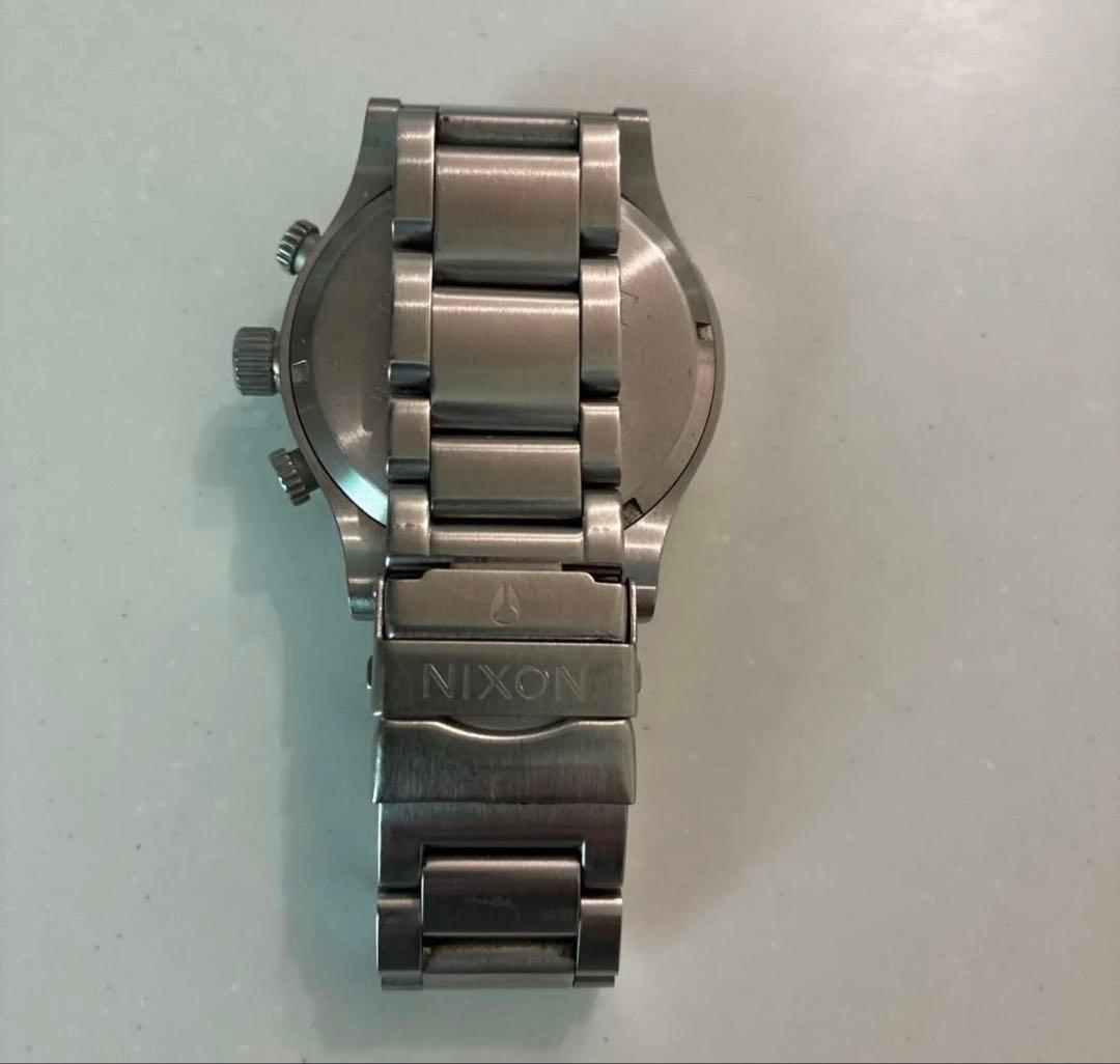 NIXON クロノグラフ 腕時計 シルバー