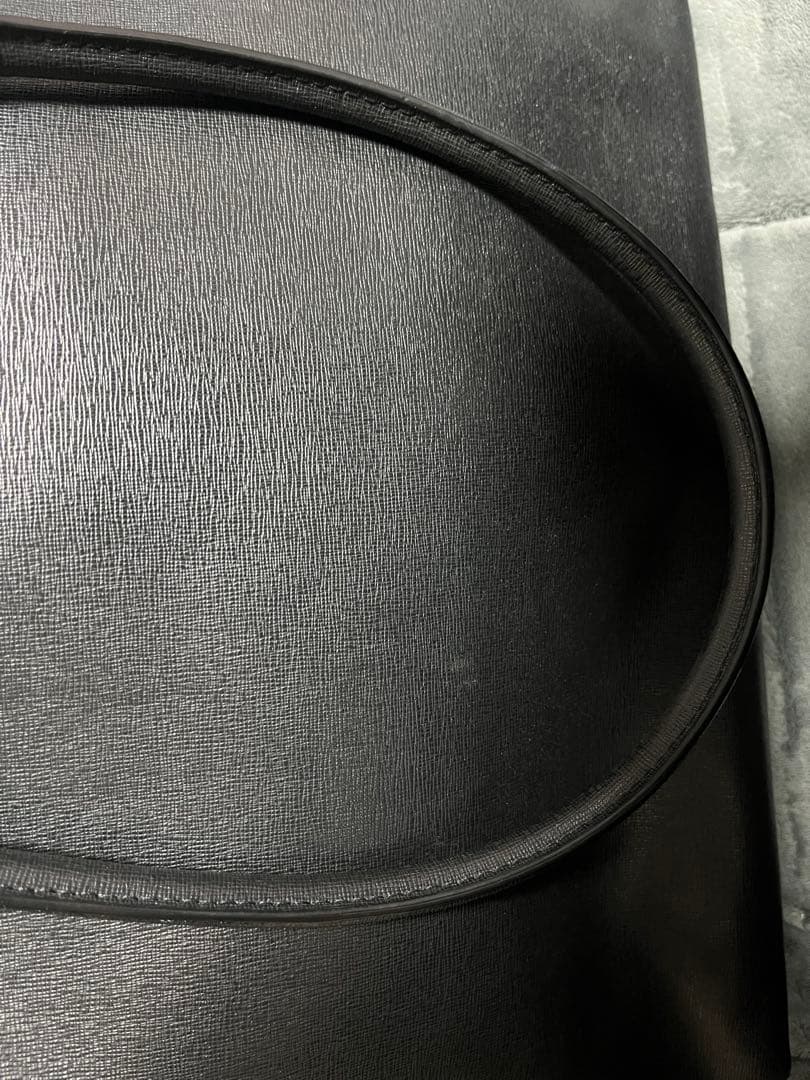 T　aucentic（オーセンティック）　レザートートバック