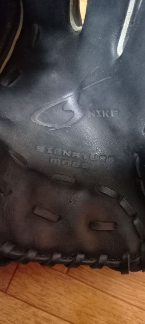 NIKE ナイキ 内野用 軟式グローブ　右利き用