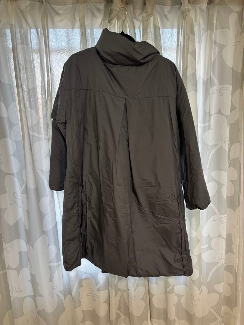 【新品未使用タグ付】LASUD ACTIVE アウター（ダウンコート） ヤマダヤ