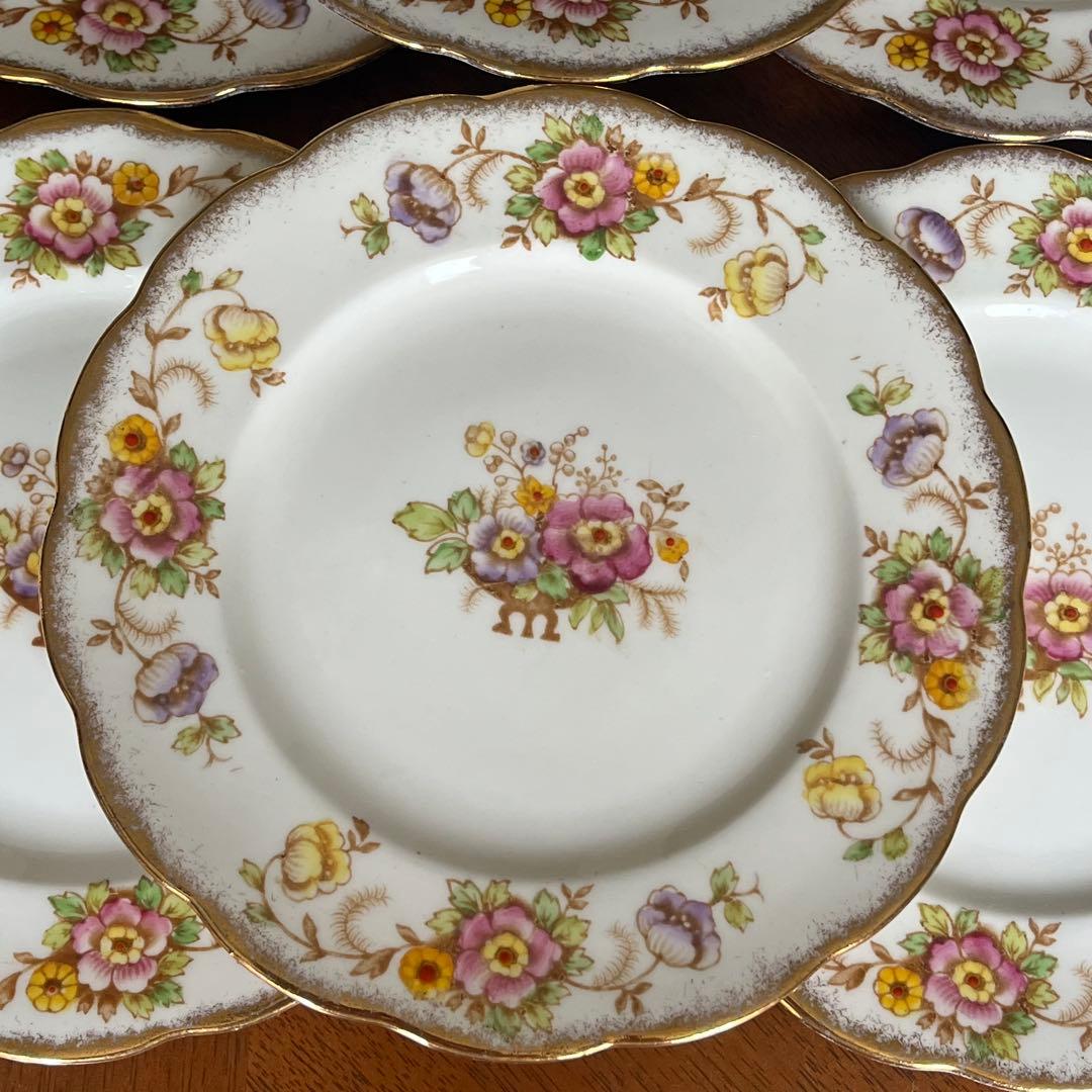 【英国ビンテージ】ロイヤルアルバート・クラウンチャイナ★カメリア★ケーキ皿6枚