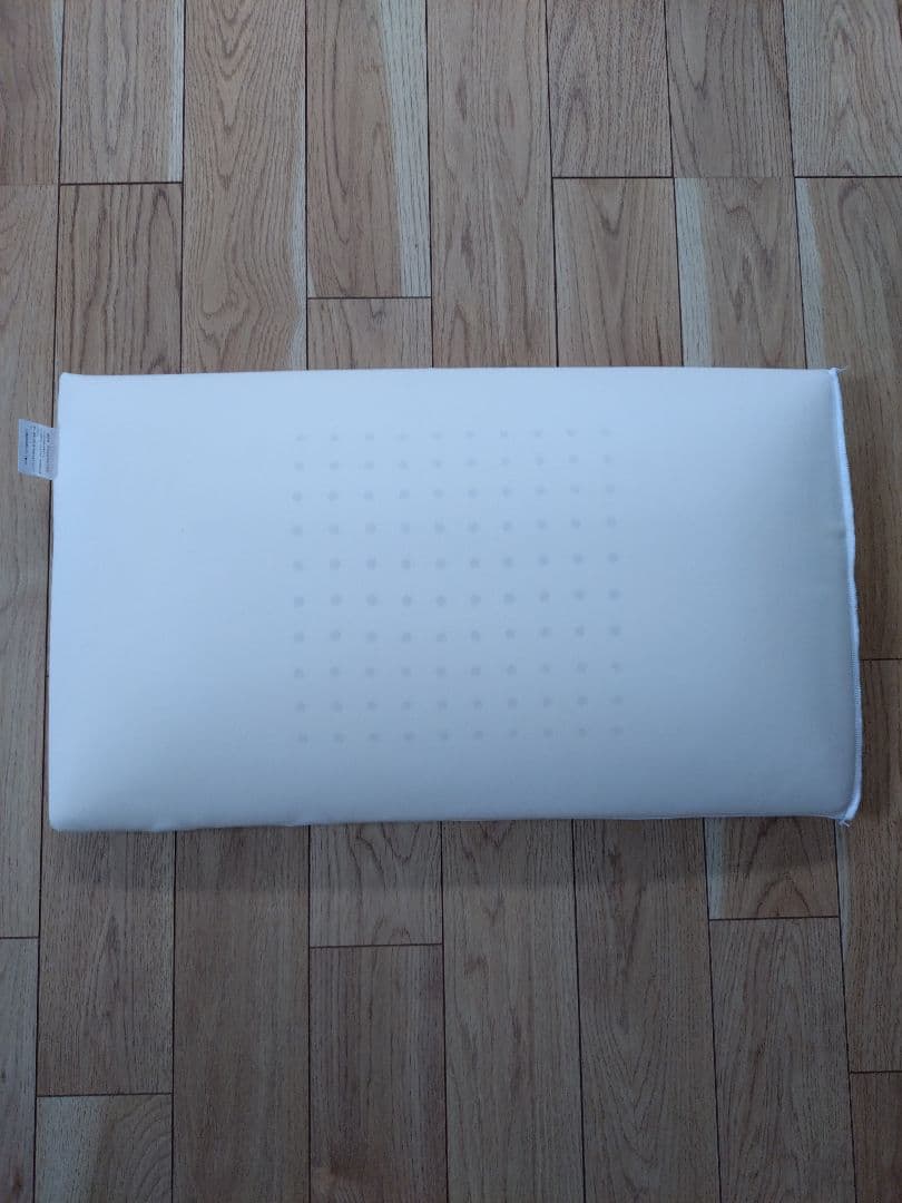 マニフレックス フラットピッコロ 枕 （女優まくら）