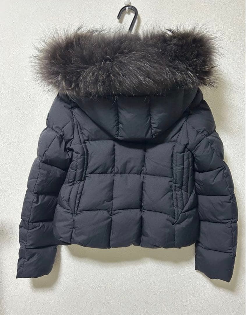 美品タトラスTATRAS アヴェチ AVECI ショートダウンジャケット 2 黒