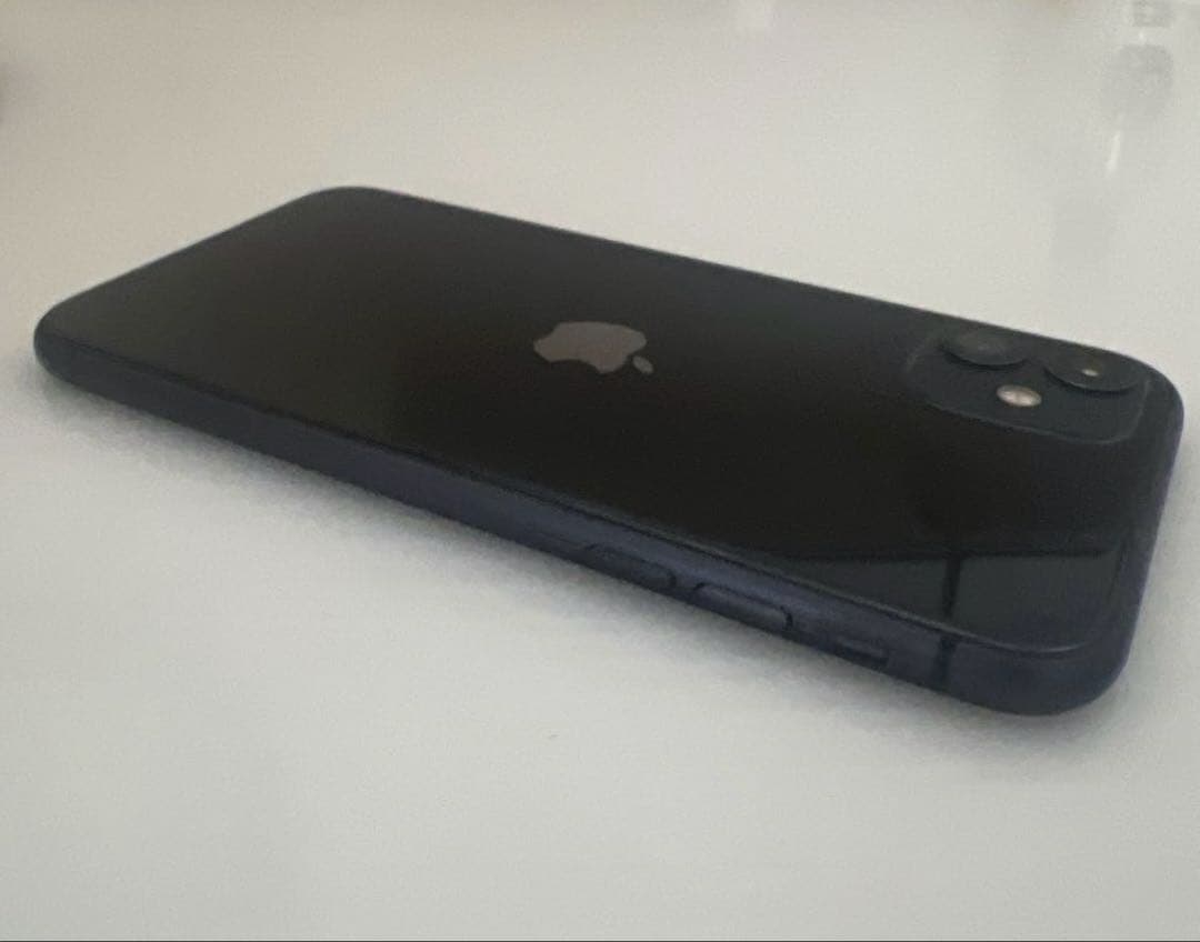 SIMフリー Apple iPhone 11 ブラック 本体