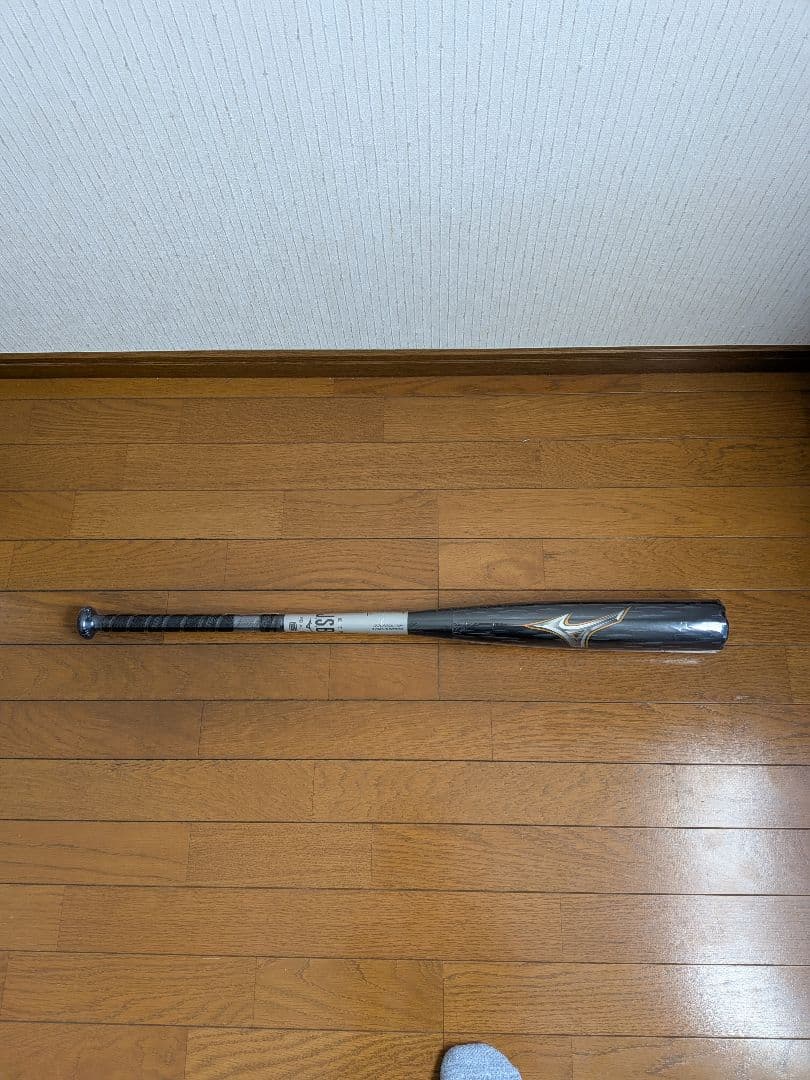 ミズノ ビヨンドマックスレガシーメタル 84cm/740g 軟式バット