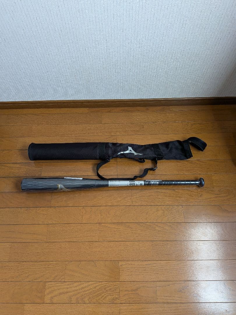 ミズノ ビヨンドマックスレガシーメタル 84cm/740g 軟式バット
