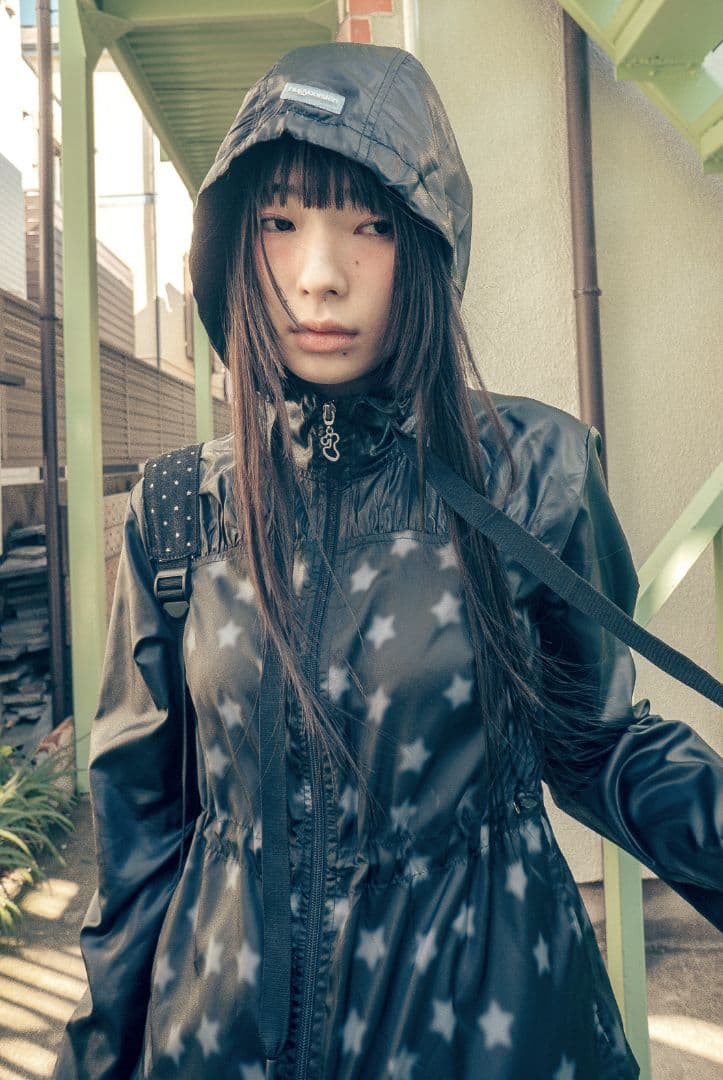 トップス hugyourskin Stardust Windbreaker
