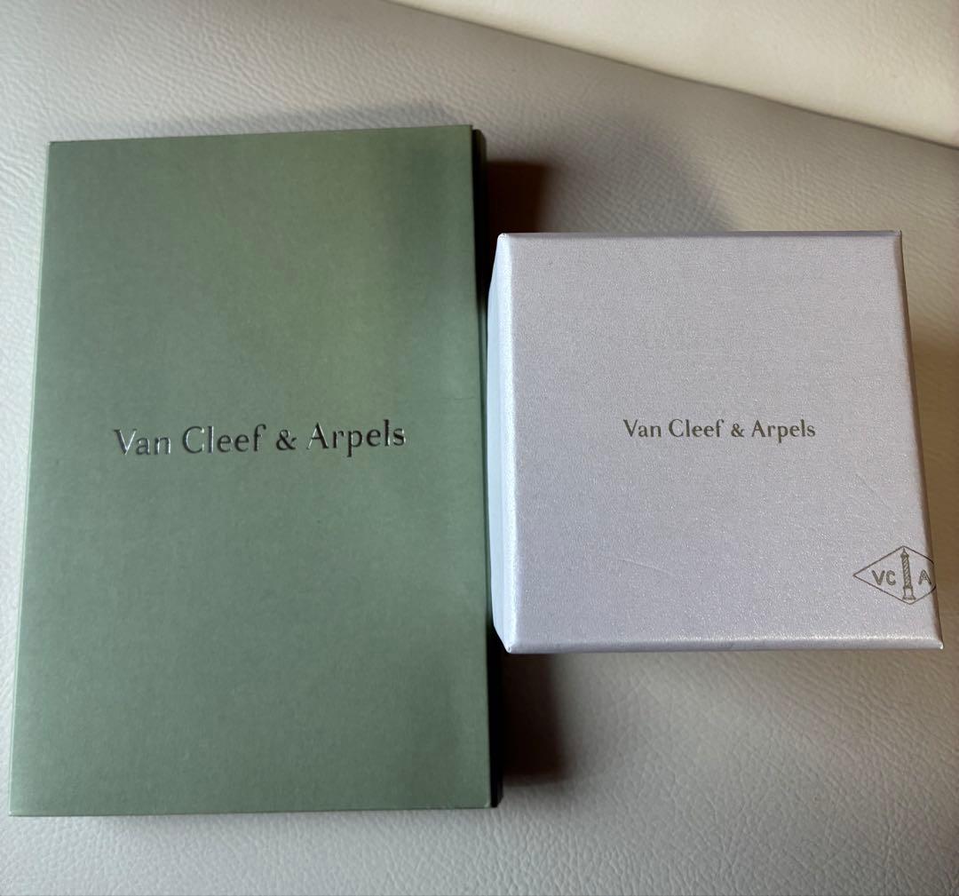 Van Cleef & Arpels スウィートアルハンブラ ブレスレット