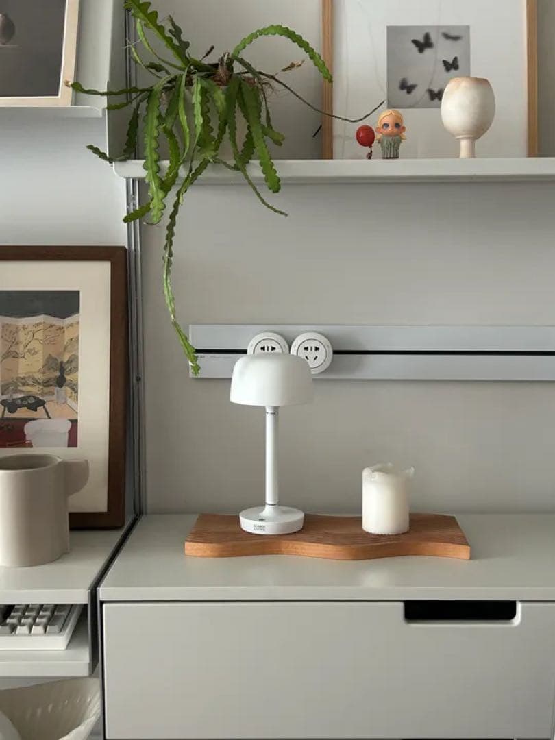 Scandi Livingスカンジリビング Halo ポータブルランプBeige