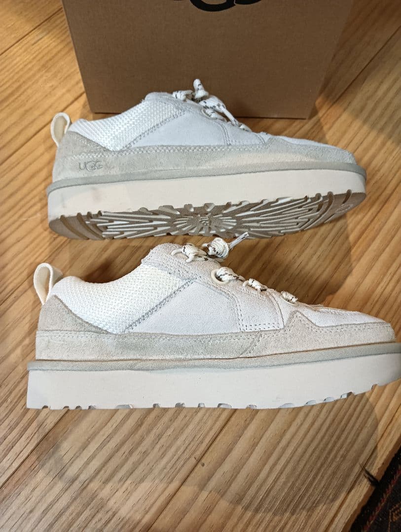 UGG Lo Lomel スニーカー