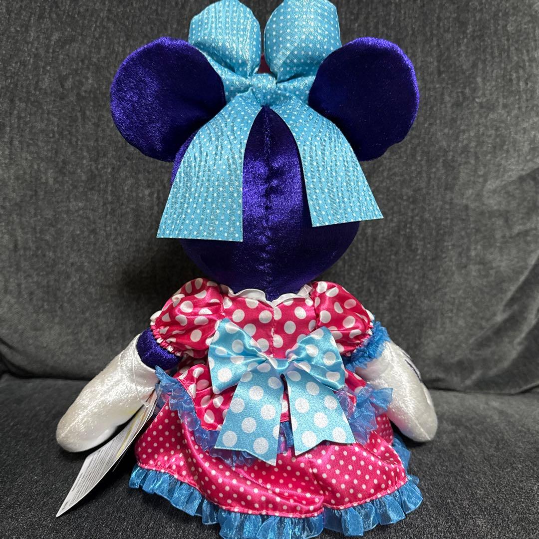 ディズニーランド　パルパルーザ　ミニー　ぬいぐるみ　新品