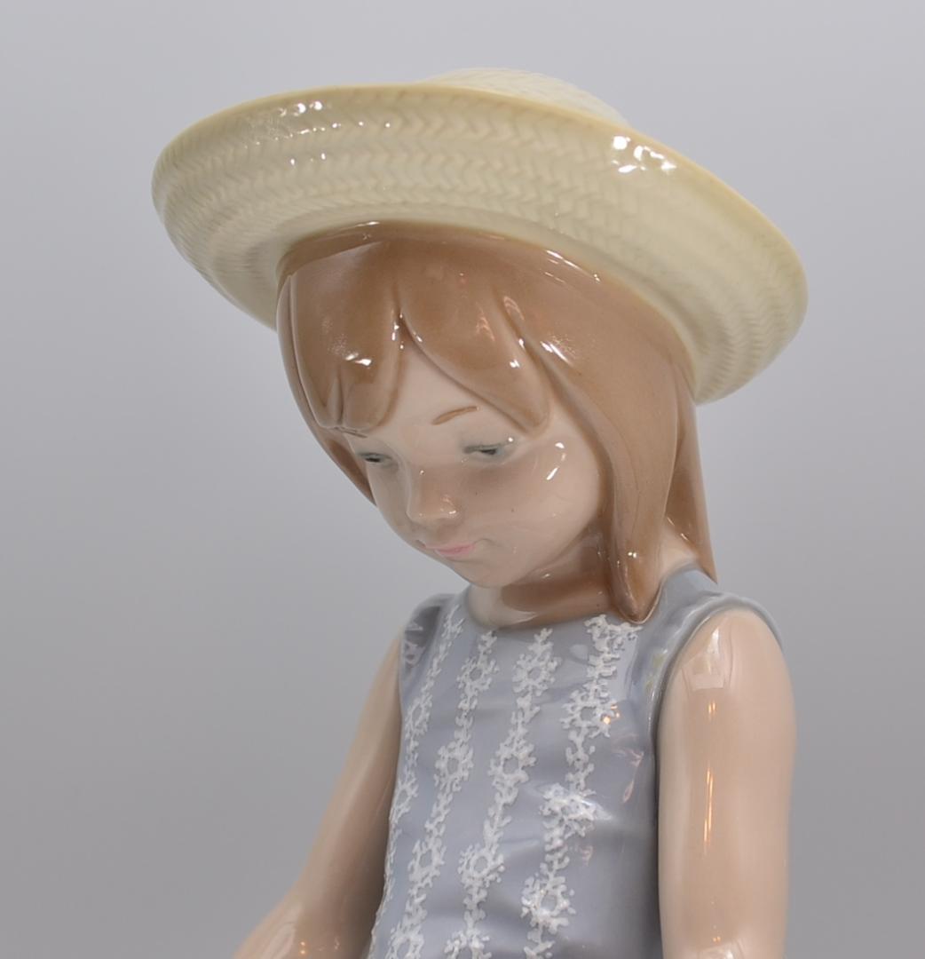 スカートいっぱいのお花　＃1284　★リヤドロ　スペイン　美品　ご成約済み