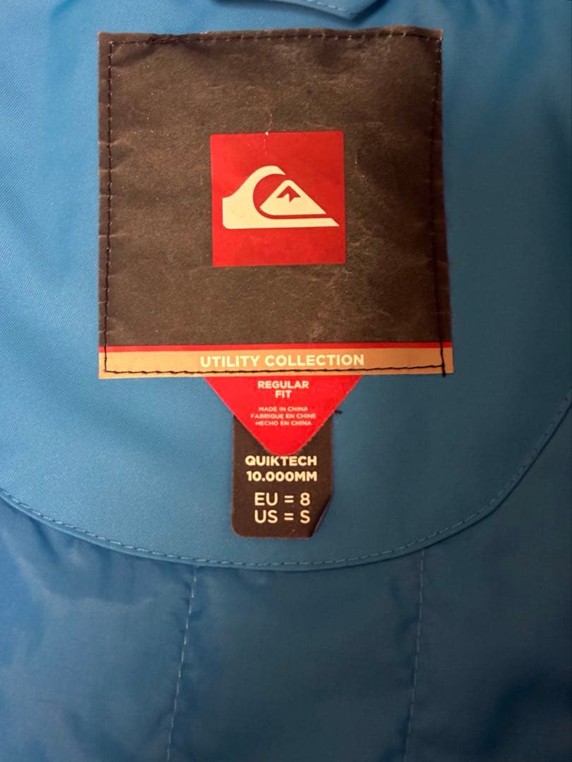 映える♡QUIKSILVER✨️スノボウエア 上下セット 130前後✨️