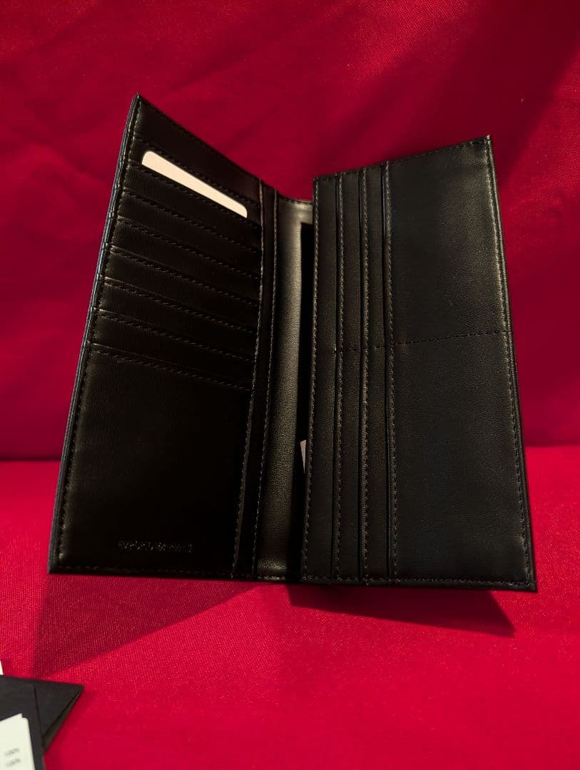 新品　EMPORIO ARMANI ブラック 長財布 アルマーニ　メンズ