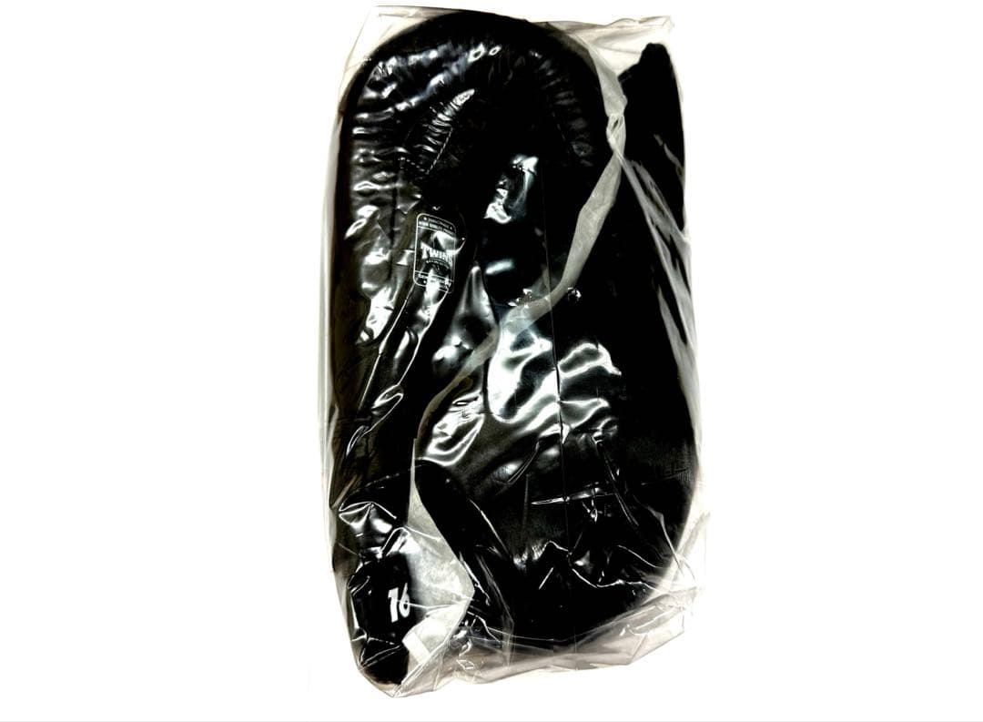 新品　タグ付　TWINS 16ozグローブ　黒　紐式 ヒモ式　ツインズ