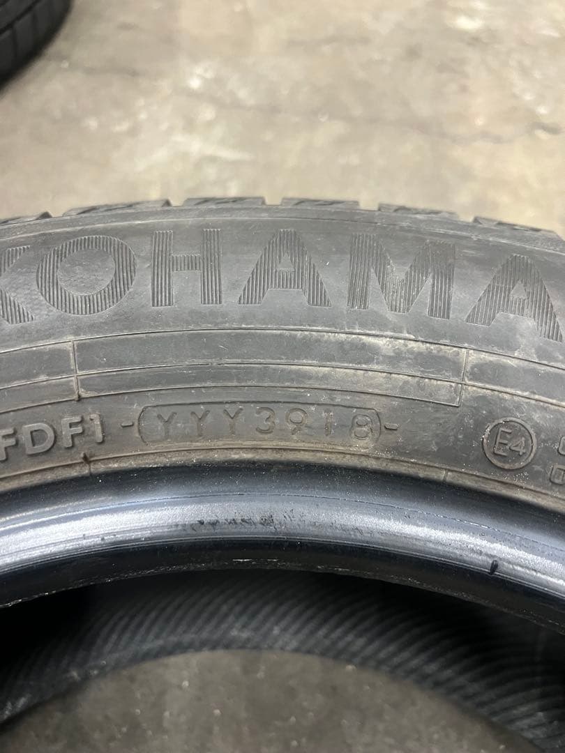 215/60R16 ヨコハマIG60 2018年製 4本 スタッドレス