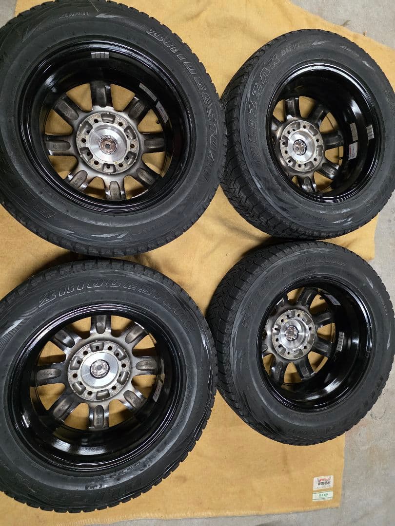 ブリザック 215/65R16スタッドレ 　アルミホイールセット　ハイエース使用