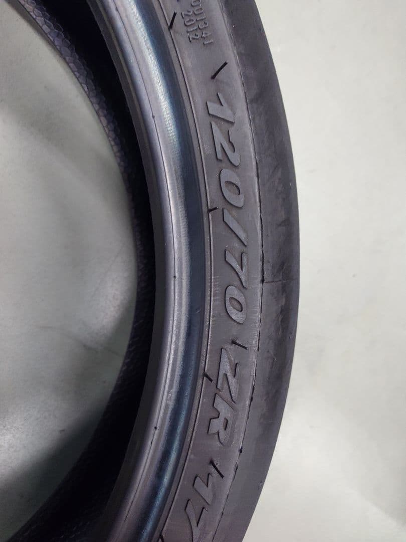 ピレリ　スーパーコルサV2SP 前後セット売り