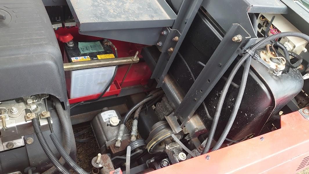 ★イセキ（フジイ） 大型 除雪機 SD1122S1 ガソリン 39時間 中古