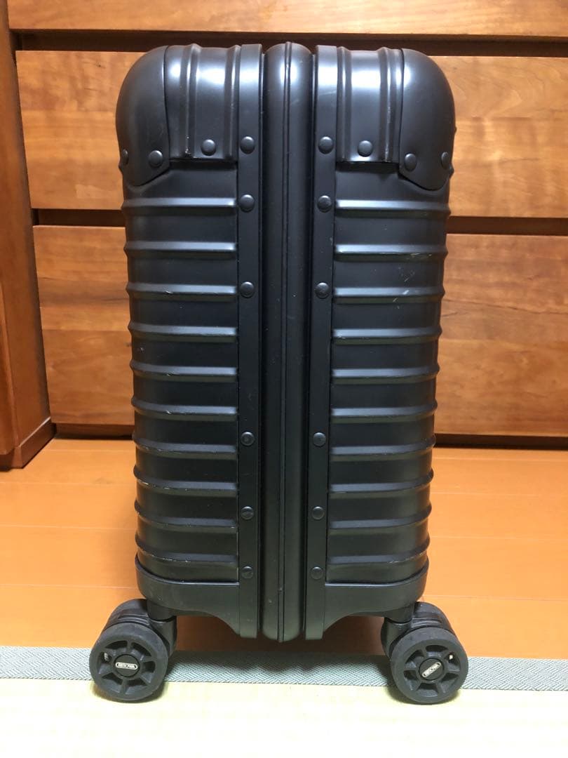 ☆極美品☆激レア☆RIMOWA リモワ　ステルス　ビジネストロリー4輪　　26L