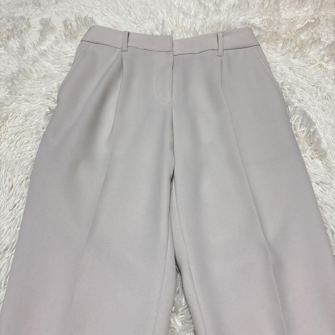 PLST　プラステ　セットアップ　ノーカラー　ボタンレス　ベージュ　Mサイズ