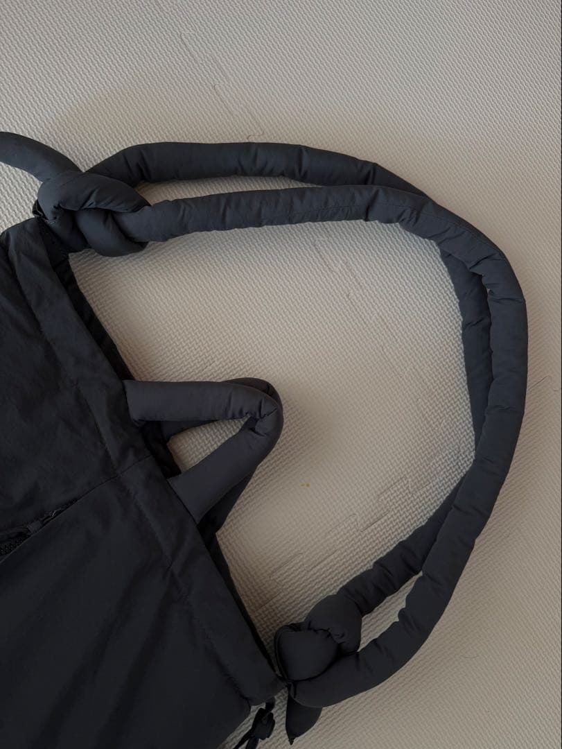 【美品】タグあり　OLEND ona soft bag パフィショルダーバッグ