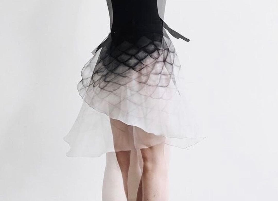 Designed by Alice バレエスカートSomefish 黒白ショート