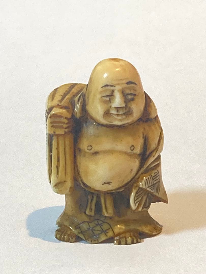 送料無料　根付布袋様　時代物、細密彫物