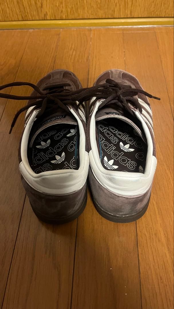 adidas スペツィアル ブラウン スエード スニーカー