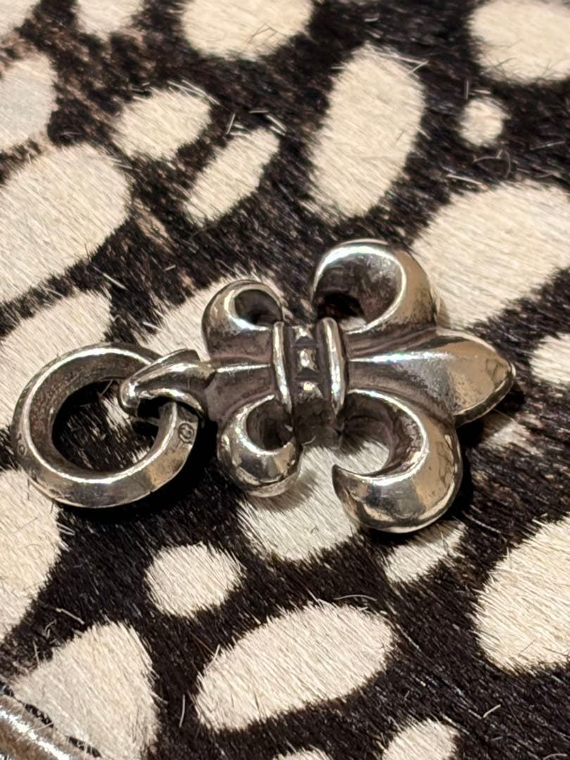 【Chrome hearts】クロムハーツ フレア　チャームペンダント　美品
