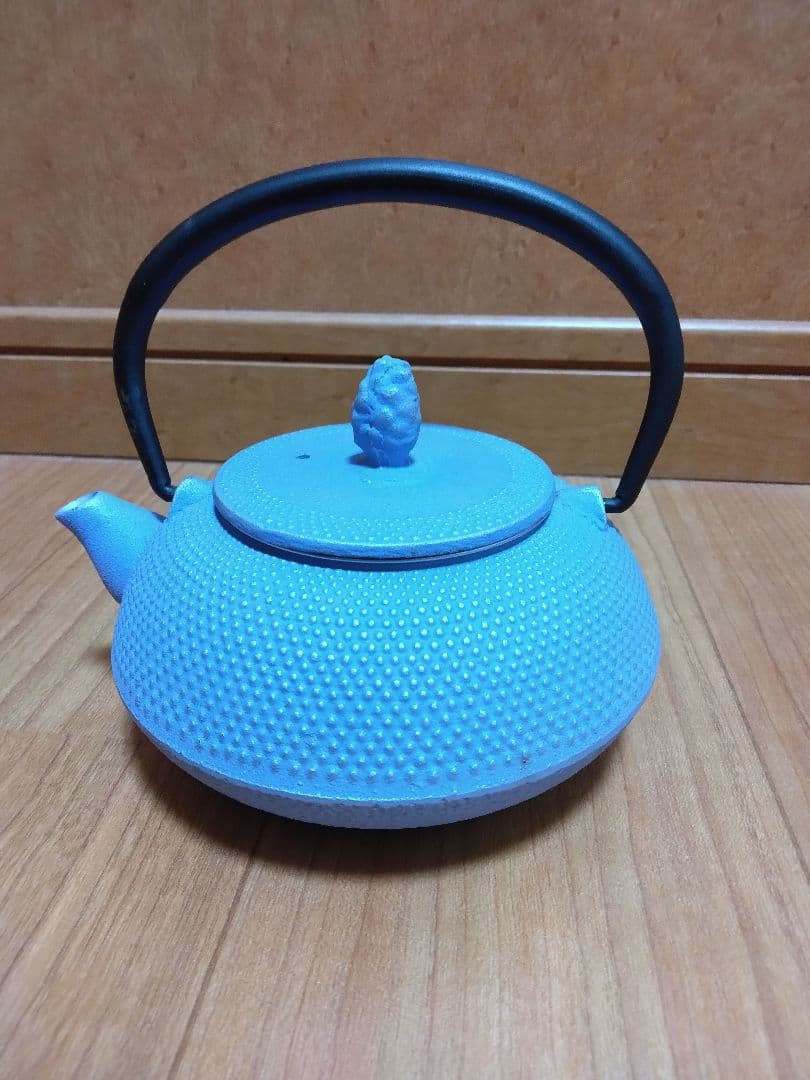 南部鉄瓶　赤　ピンク　水色　カラー