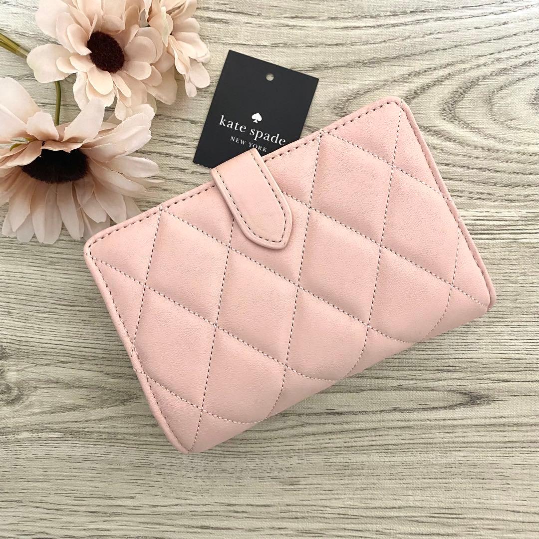 新品未使用☆kate spade 折り財布　ピンク　キルティング　二つ折り財布