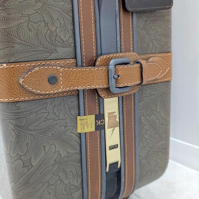 samsoniteスーツケース（ブラウン）
