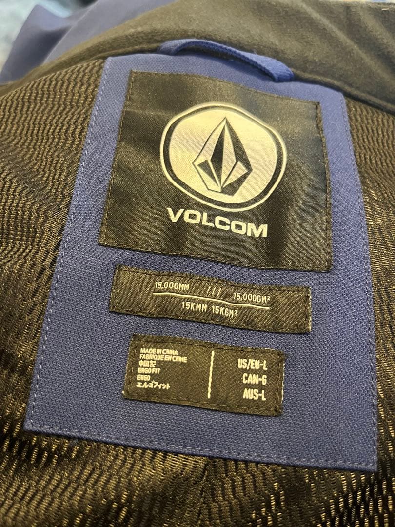 Volcom スノーウェア 上下セット Lサイズ