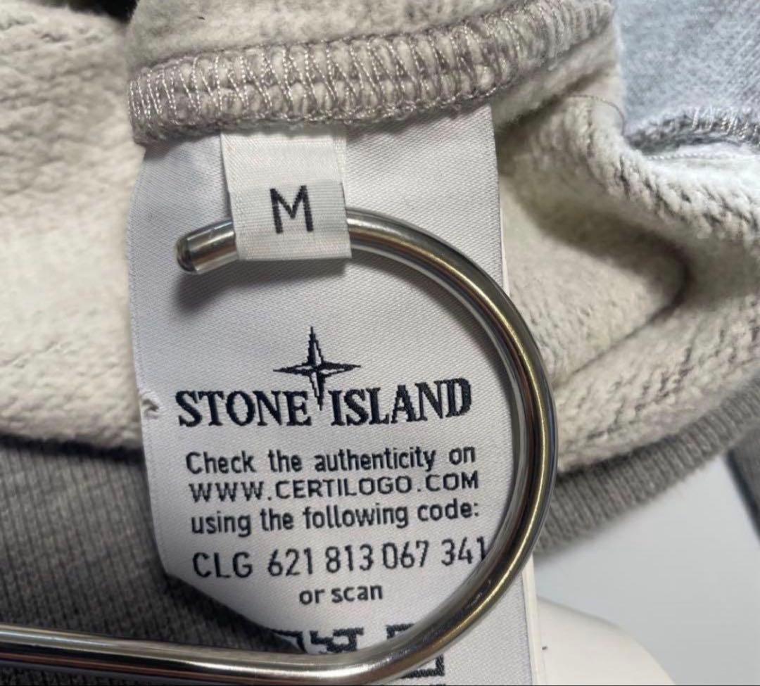 STONE  グレー パーカー