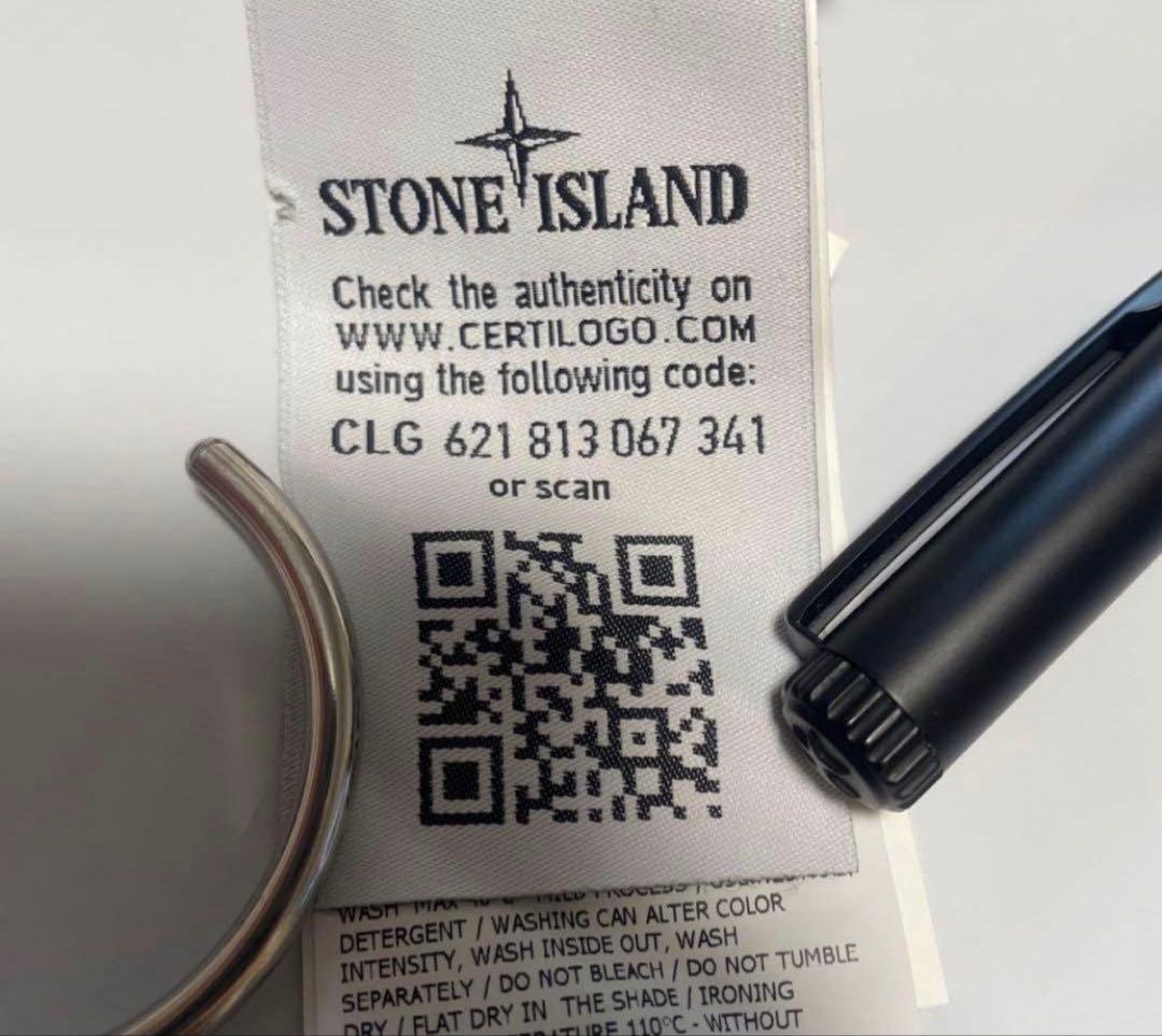 STONE  グレー パーカー
