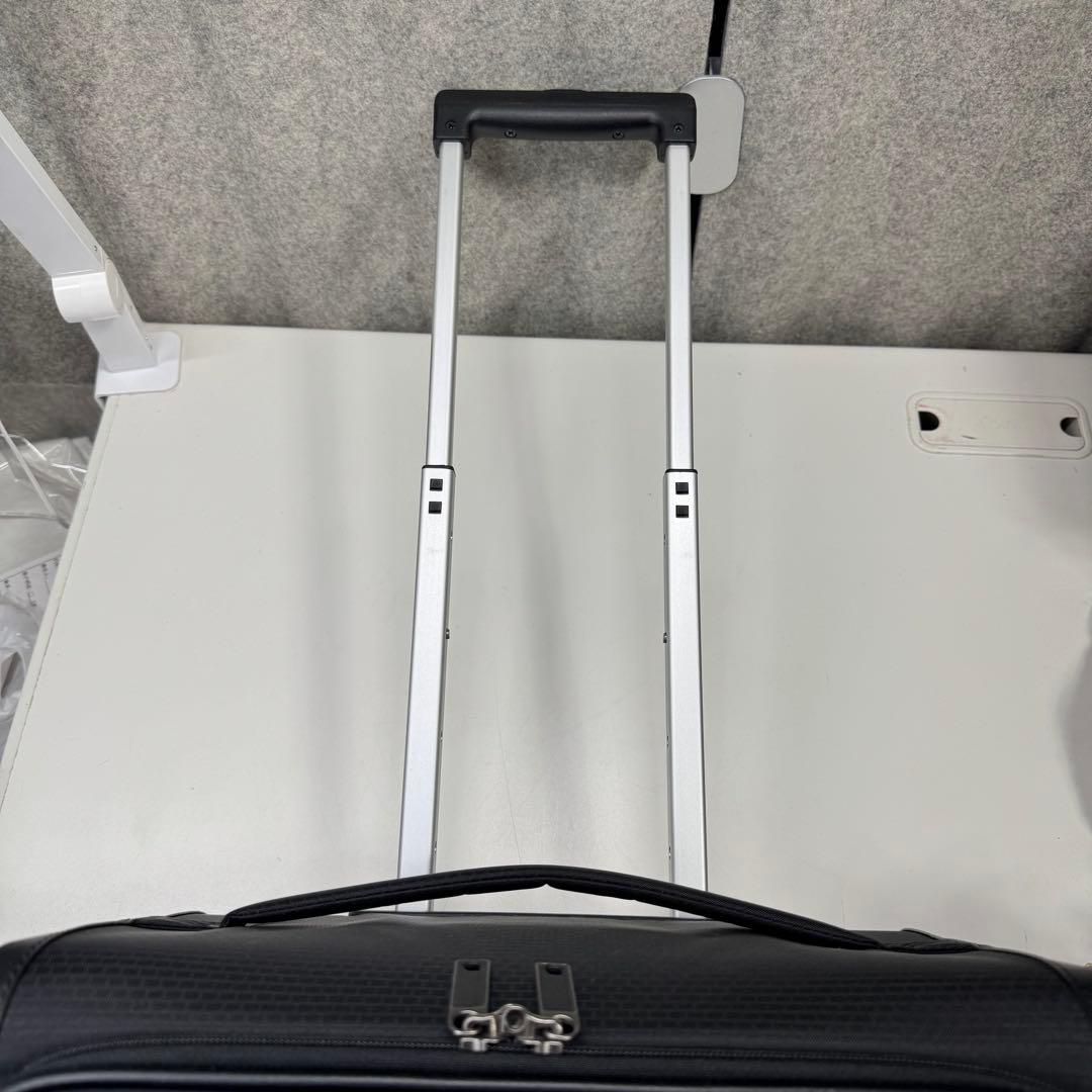 か*※様 エース プロテカ フィーナ スーツケース ソフトキャリー 黒 鍵付き