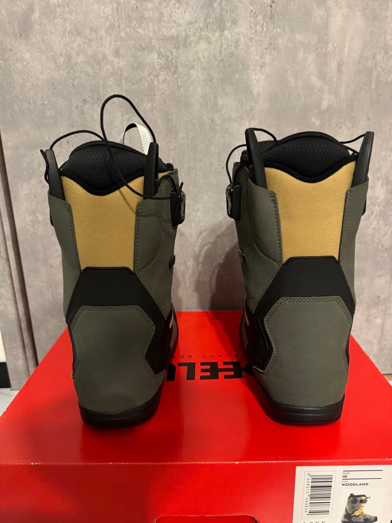DEELUXE id 26.0 スノーボードブーツ