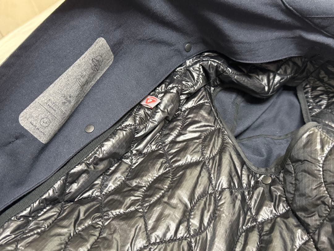 ろ*ぷ様 TEATORA: WALLET COAT PLUS SNEAKERS