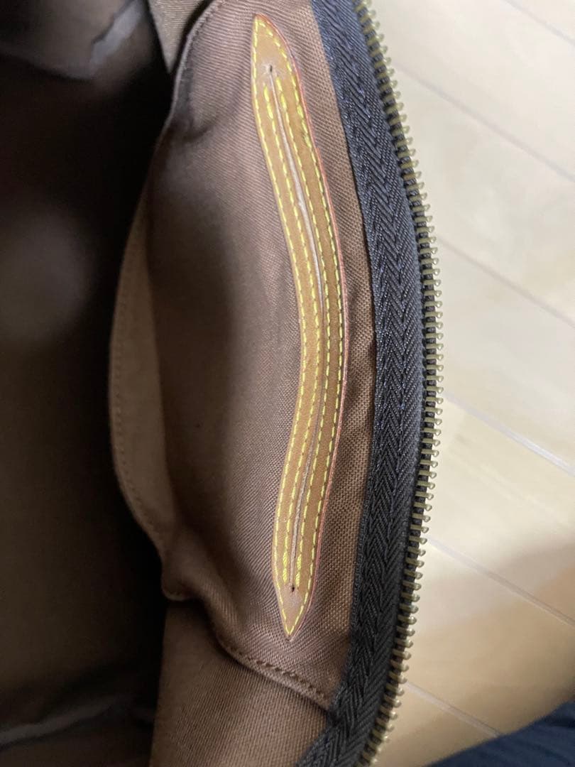 Louis Vuitton モノグラム ボストンバッグ中古品です。