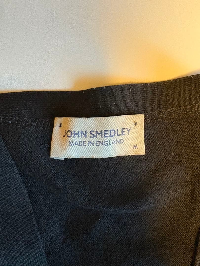 【美品】ジョンスメドレー JOHN SMEDLEY カーディガン黒