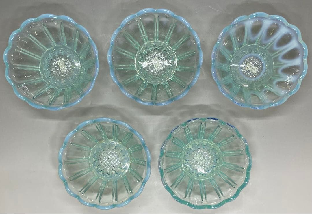 ウランガラス　氷コップ　アイス皿　かき氷　5客　　　　　v429