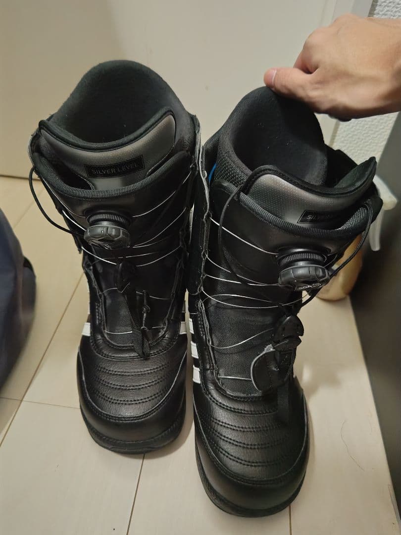 adidas スノーボードブーツ ブラック