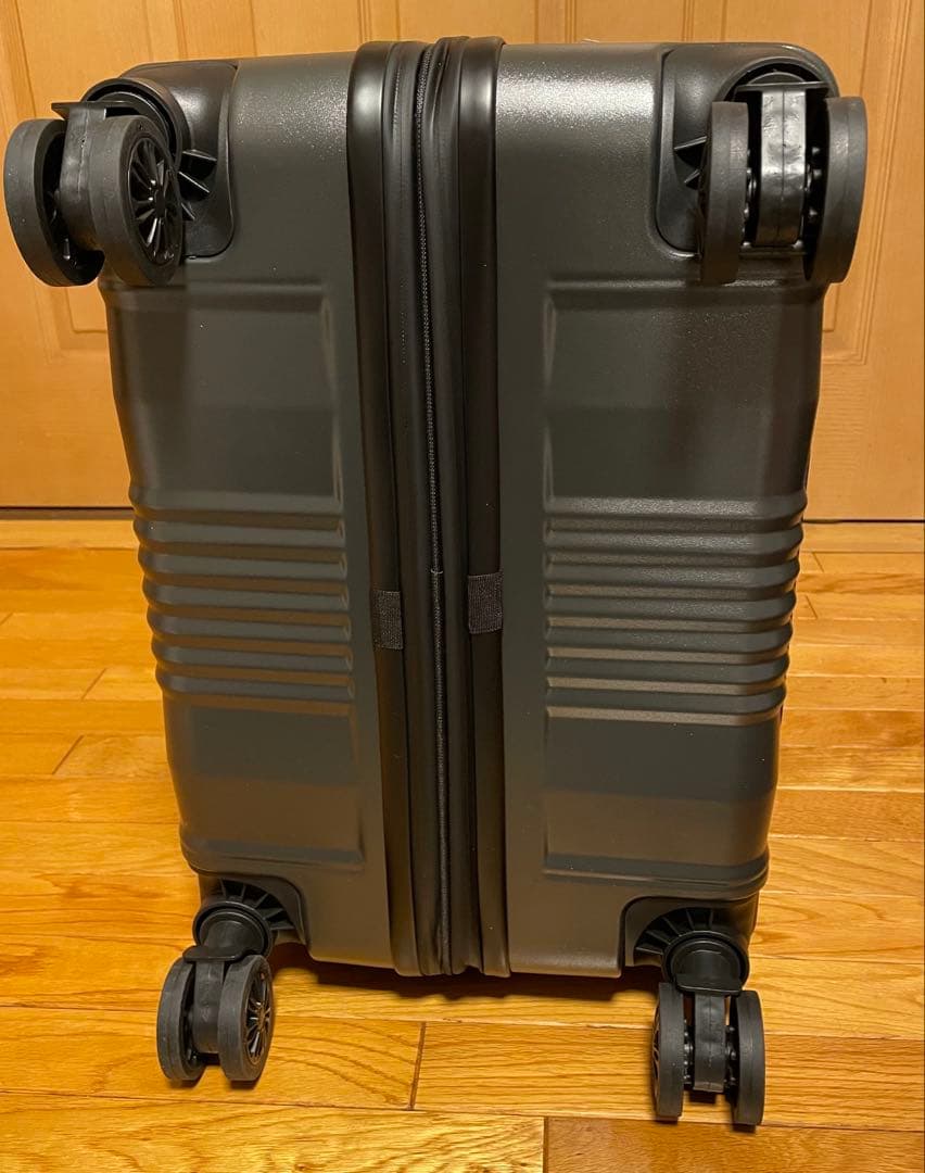 【新品】スーツケース　Lサイズ 止水ファスナー 拡張機能付き 日本企業企画