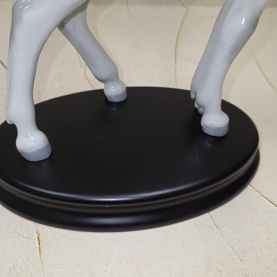 LLADRÓ 陶器 馬の置物
