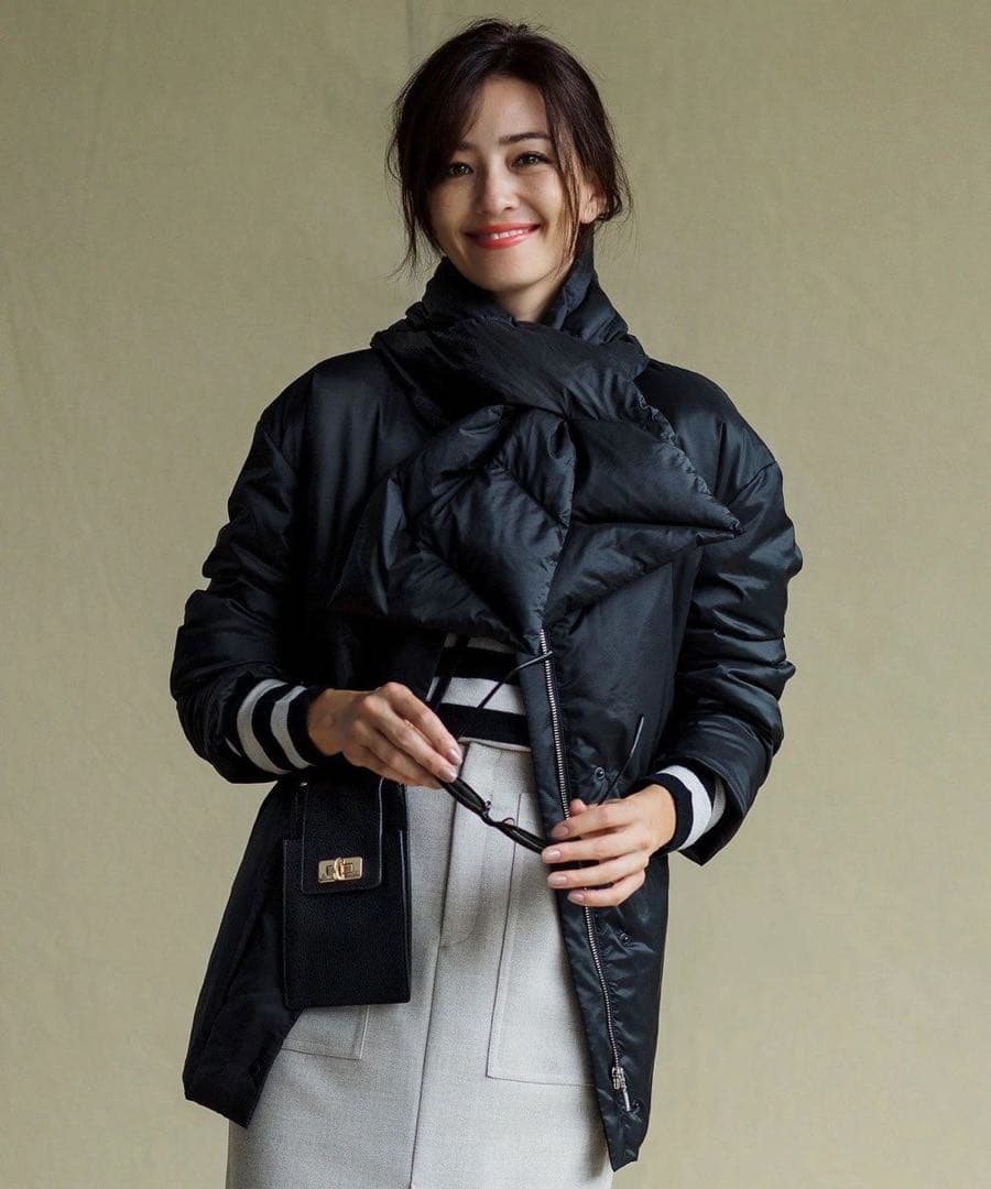 23区　mi-mollet掲載 ストール付 ADSダウンショート コート　46