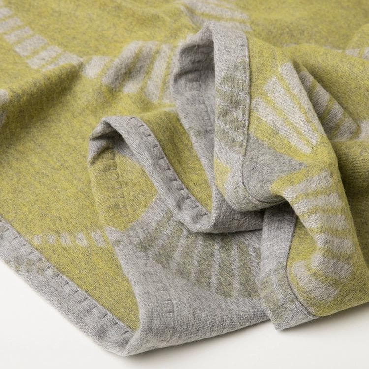 ヘビーウェイト厚手ジャカードブランケット オフィス・お昼寝用 100%ウール毛布