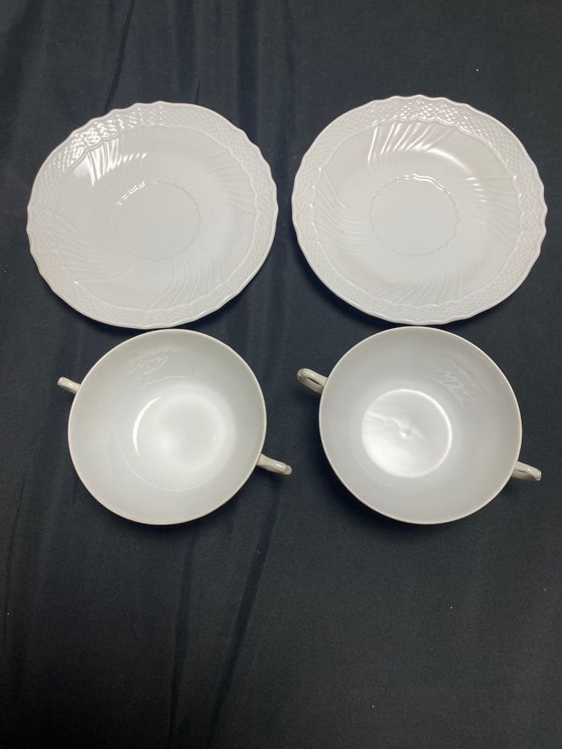 【美品】ジノリ　ベッキオホワイト　ダブルハンドルスープカップアンドソーサー×2