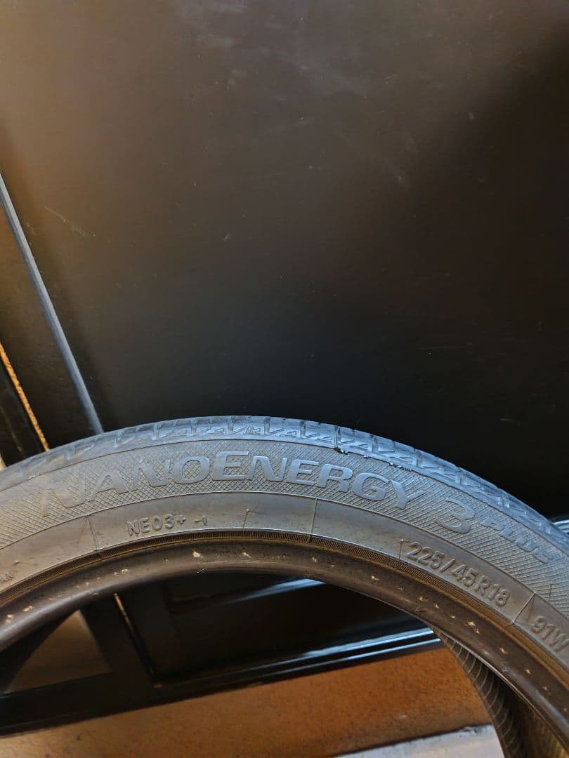 なおちゃん225/45/R18 TOYO　NANOENERGY3P　㉔